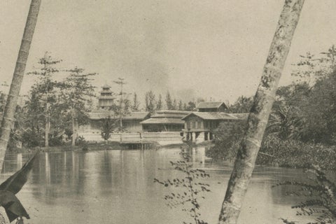 Wampu River & Sultan of Langkat Palace near Medan, Dutch East Indies c.1910, close-up 4