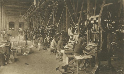 Petroleum Tin Factory & Filling Operations, Photogravure, Sumatra ca.1900, close-up 6